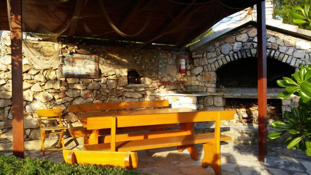 Apartament Stone House Stella Maris Jezera Zewnętrze zdjęcie